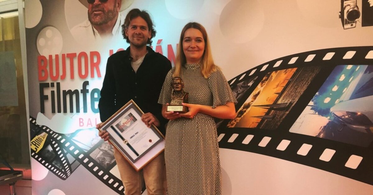 versfilmdij Tóth Vivien